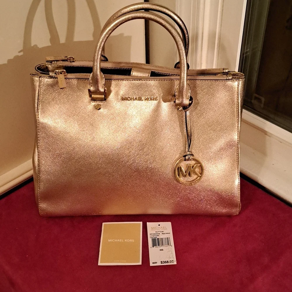 SOLD NEW Michael Kors Sutton Pale Gold Leather Satchel/CBwithTags - Picture 2 of 14